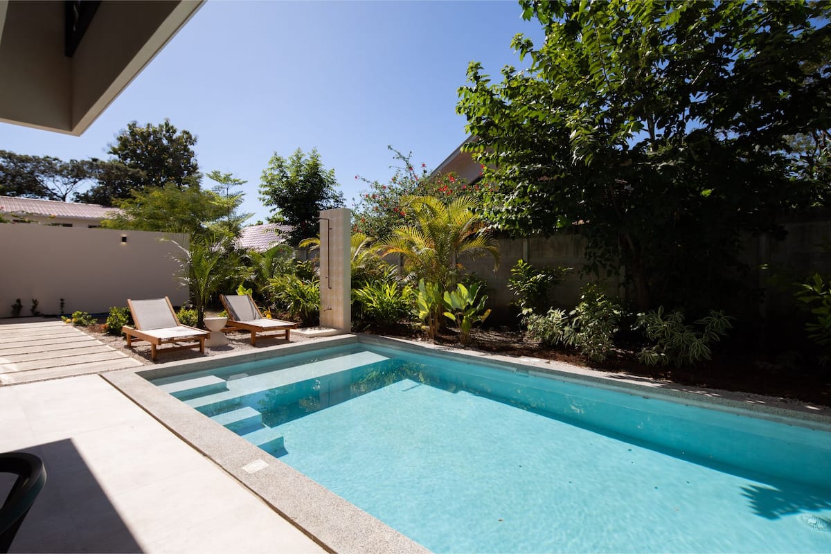 Soléil Samara — private tropical-modern villa in a gated garden community in Sámara
